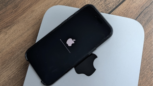 Восстановление iPhone при помощи другого устройства